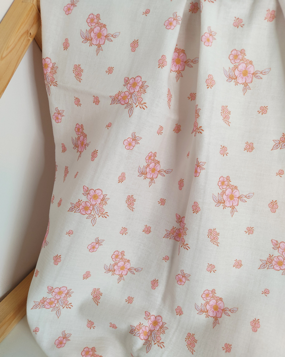 garden bouquet pastel cream