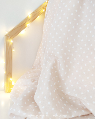 hearts beige & white